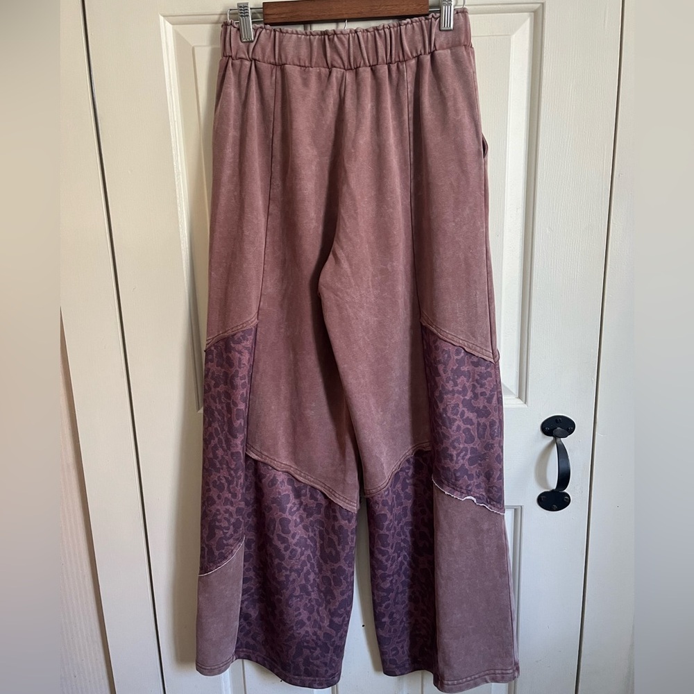 💖Mineral Washed Leopard Patchwork Pants💖 - image 8